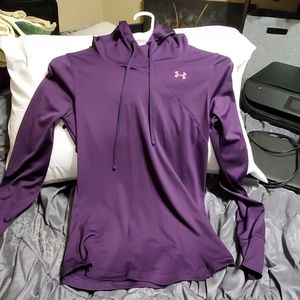 Long sleeve with hoodie